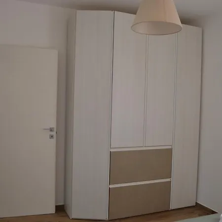 Bellavista Apartment *